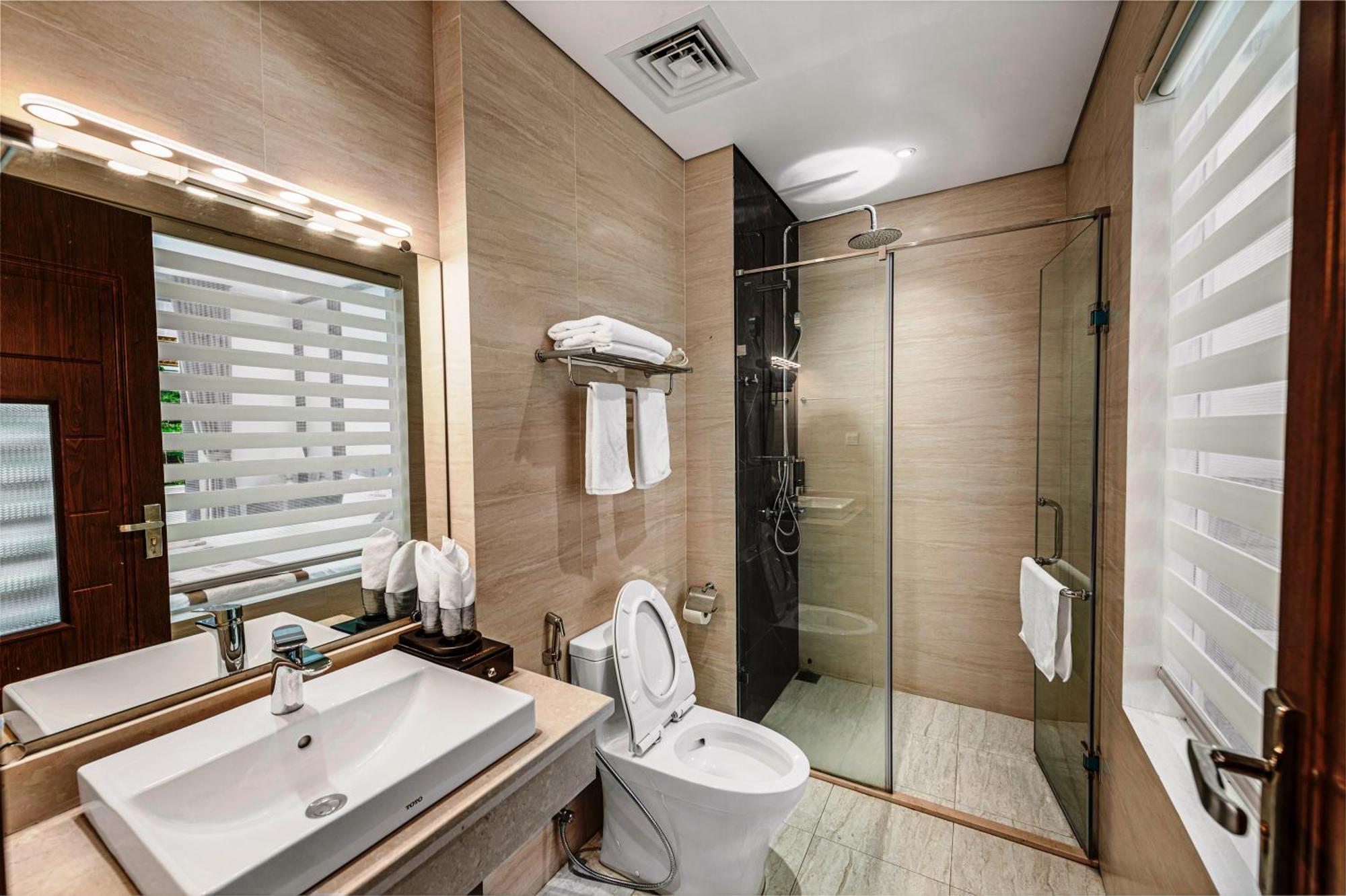 Harmony Halong Hotel ハロン エクステリア 写真